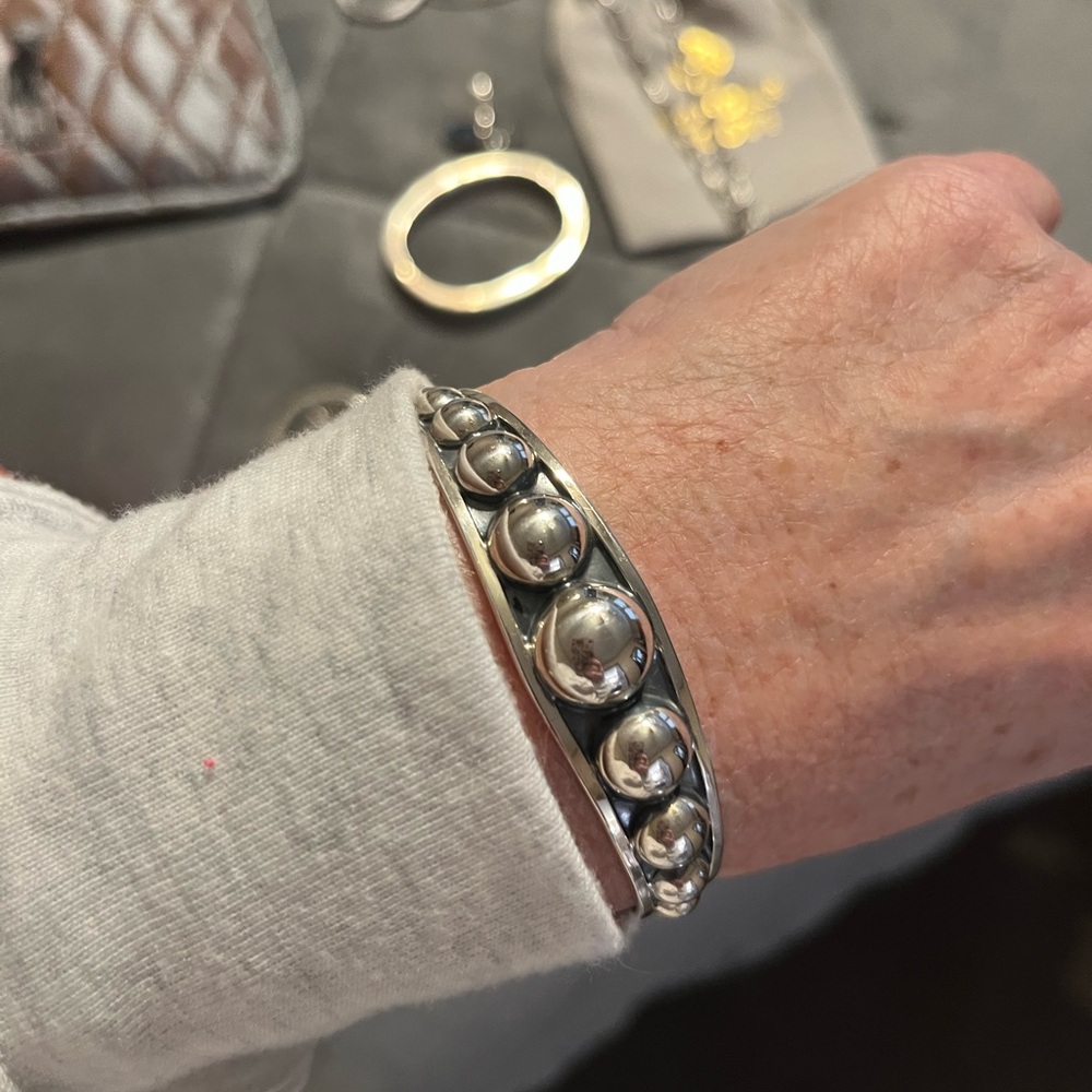Elegant Silver Cuff Bracelet 925 sterling silver - Picture 5 of 5